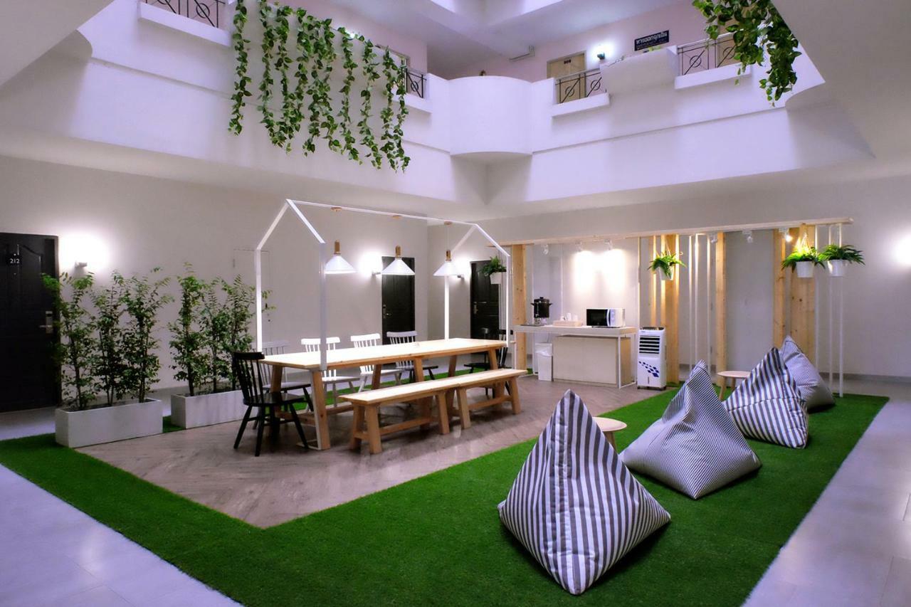 Siam Mansion - Sha Hostel Hatjaj Kültér fotó